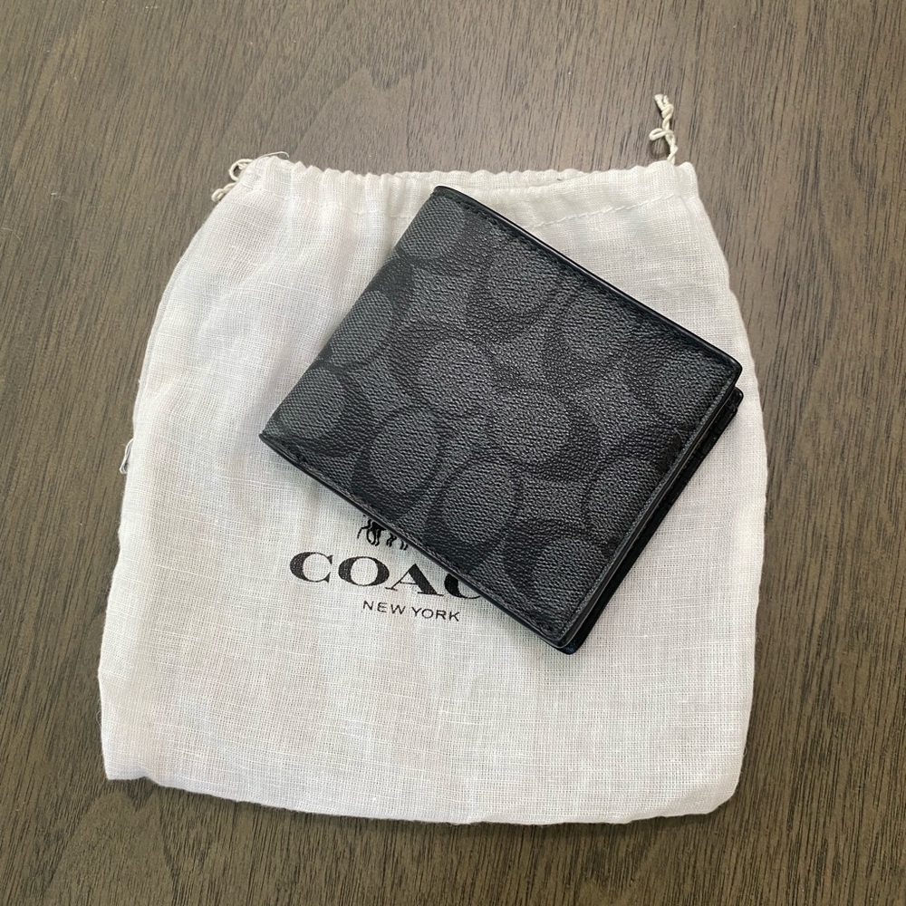 COACH Wallet In Signature Canvas